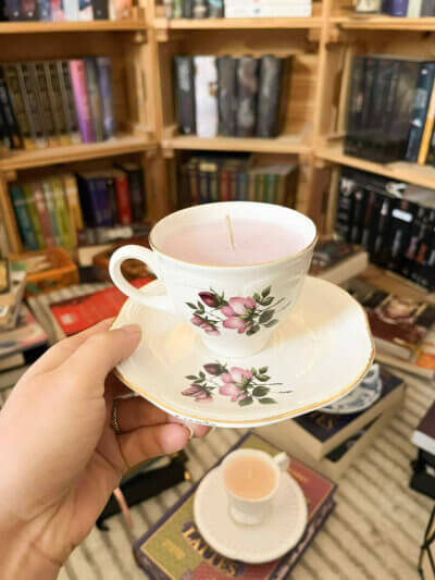 Bougie tasse et sa soucoupe – Berry Bloom